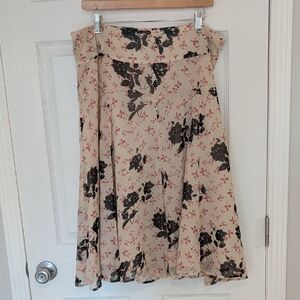 Hillard & Hanson Beige and Black Floral Skirt. Size 14